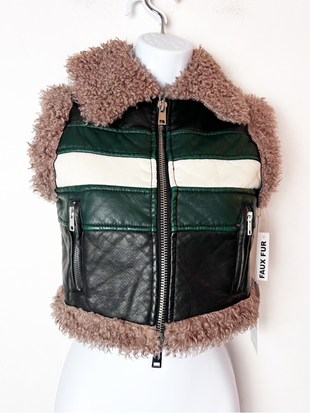 SZ XS Cali1850 Faux Fur Trim Green & Black Vest Cozy Layering Jacket